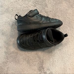 Boys Nike Court Borough Low 2